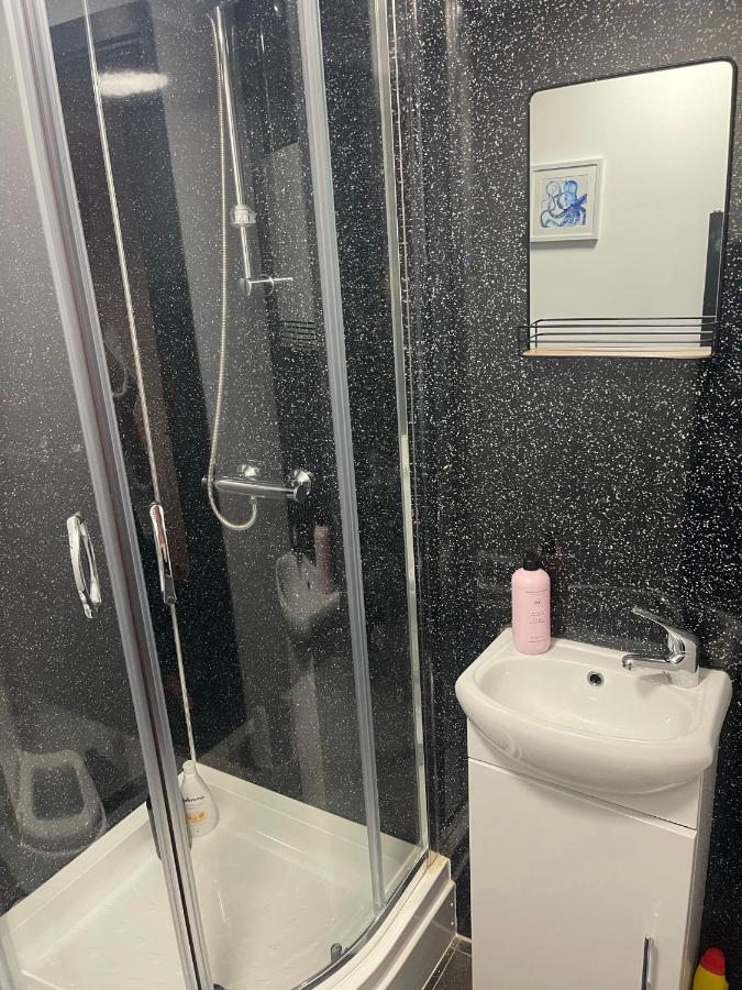 Elegant Studio1 Netflix Bathroom Close To Beach Σουόνσι Εξωτερικό φωτογραφία
